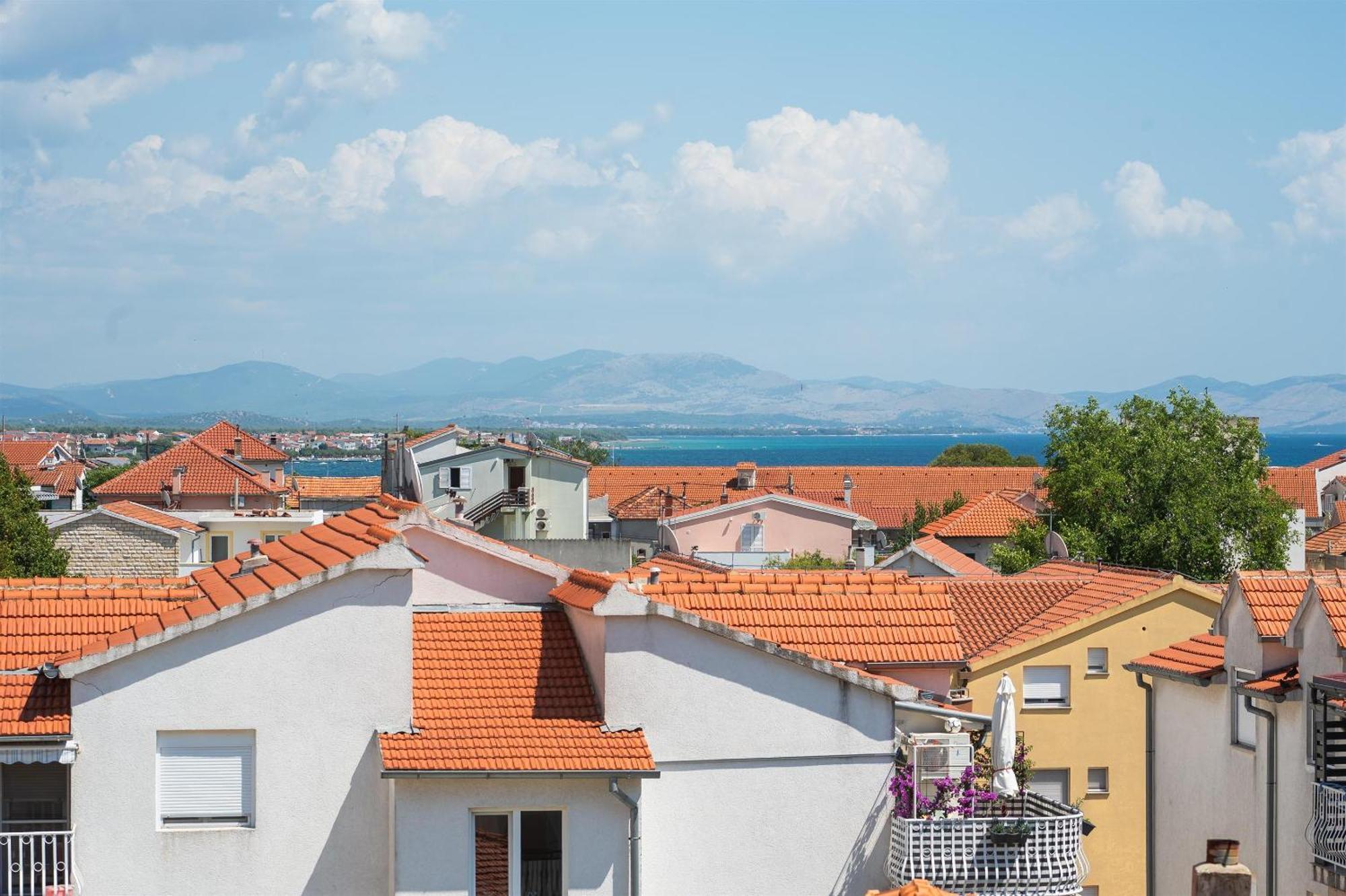 Apartments And Rooms Mladen Vodice Cameră foto
